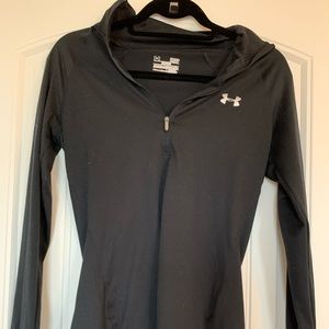 Under Armour Light Long Sleeve Top